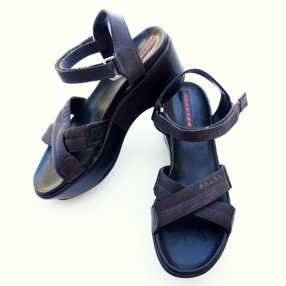 HOLD Prada Crisscross Brown Platform Sandal Size - Picture 6 of 8